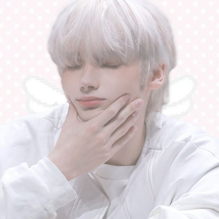 amanda saw txt ໒꒱ིྀ༝⁺ tweet media