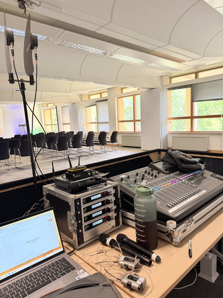 LSProUK's tweet photo. S E T U P  &amp;  I N S T A L L A T I O N  D A Y
At @SurreyNews head offices for the Surrey Education Services Conference 

#conference #conferenceservices #lsproductions #lsproductionsukltd #surreyeducationservices https://t.co/IhmBiwtmT6
