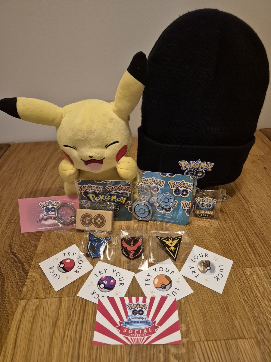 Helix33000's tweet photo. Get a shot at winning some cool and awesome prizes during our Scratch Card Lottery! 🥳
We will also be throwing some TCG Boosters in the prize pool 👀

Make sure to check out the events of @Urvy_ &amp; @Red_040 for more amazing Goodies during our Utrecht Regionals Social!🎉 https://t.co/inS1kSkPP3