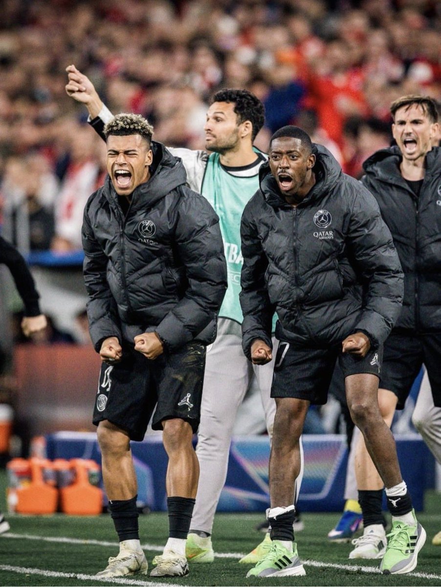 SeyiAbefe's tweet photo. PSG #viral https://t.co/zd1VOyditX