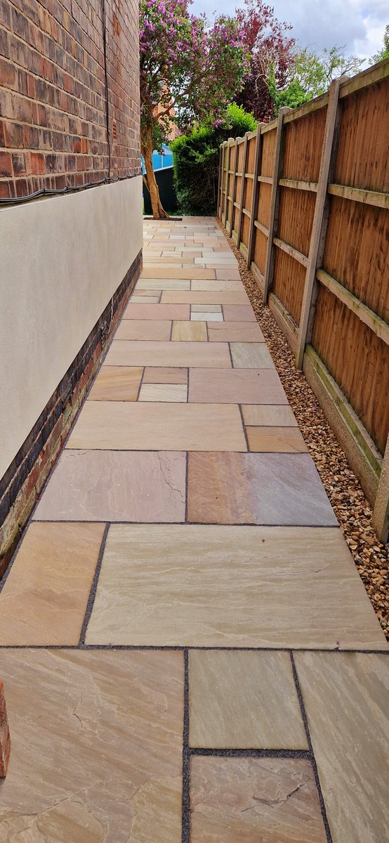 GandJLandscapes's tweet photo. Our latest project completed yesterday & our customers are delighted with their new patio & steps π Just in time for summer βοΈ #Nottingham #Landscaping #gardendesign #Mapperley #creatingyourperfectspace https://t.co/ACv8ewCRCD https://t.co/6p0tuwsmo1 https://t.co/a8UNyapiNs