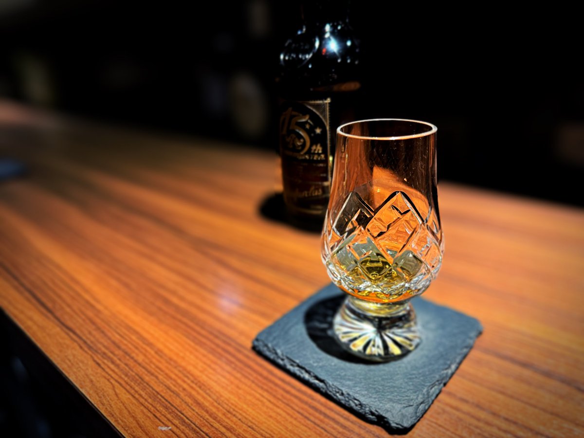 キノコ店長@物語を注ぐバーテンダー🍸 tweet media