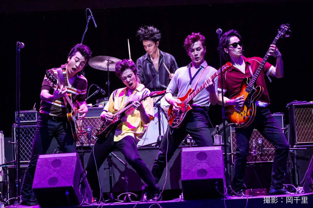 💡News

舞台『#BACKBEAT』東京公演開幕🎉

ビートルズ来日60周年に響く5人の鼓動。
#戸塚祥太 #加藤和樹 #辰巳雄大 #JUON #上口耕平 の絆が爆発！伝説を知る #尾藤イサオ も絶賛✨

「ファイナルにして最高傑作」
📝plusa-theater.com/?p=22395

#愛加あゆ #林翔太 #石丸さち子 #バックビートファイナル