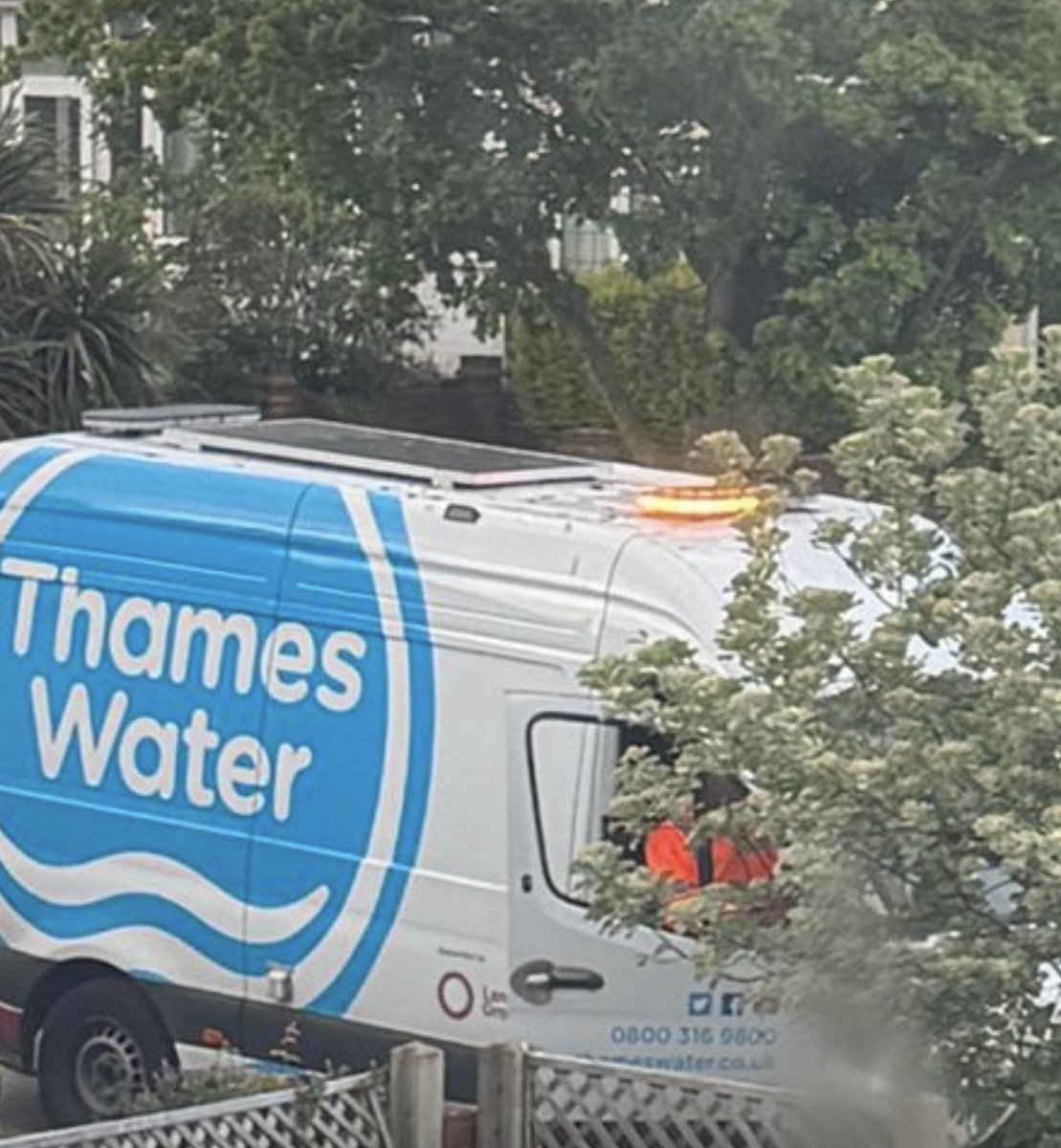 Burn907's tweet photo. @thameswater @SurreyPolice  Illegal activity. Get them remove asap https://t.co/rinRSRkZOc