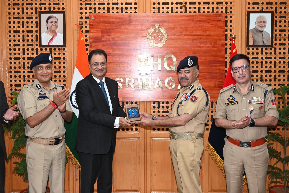 J&K Police tweet media