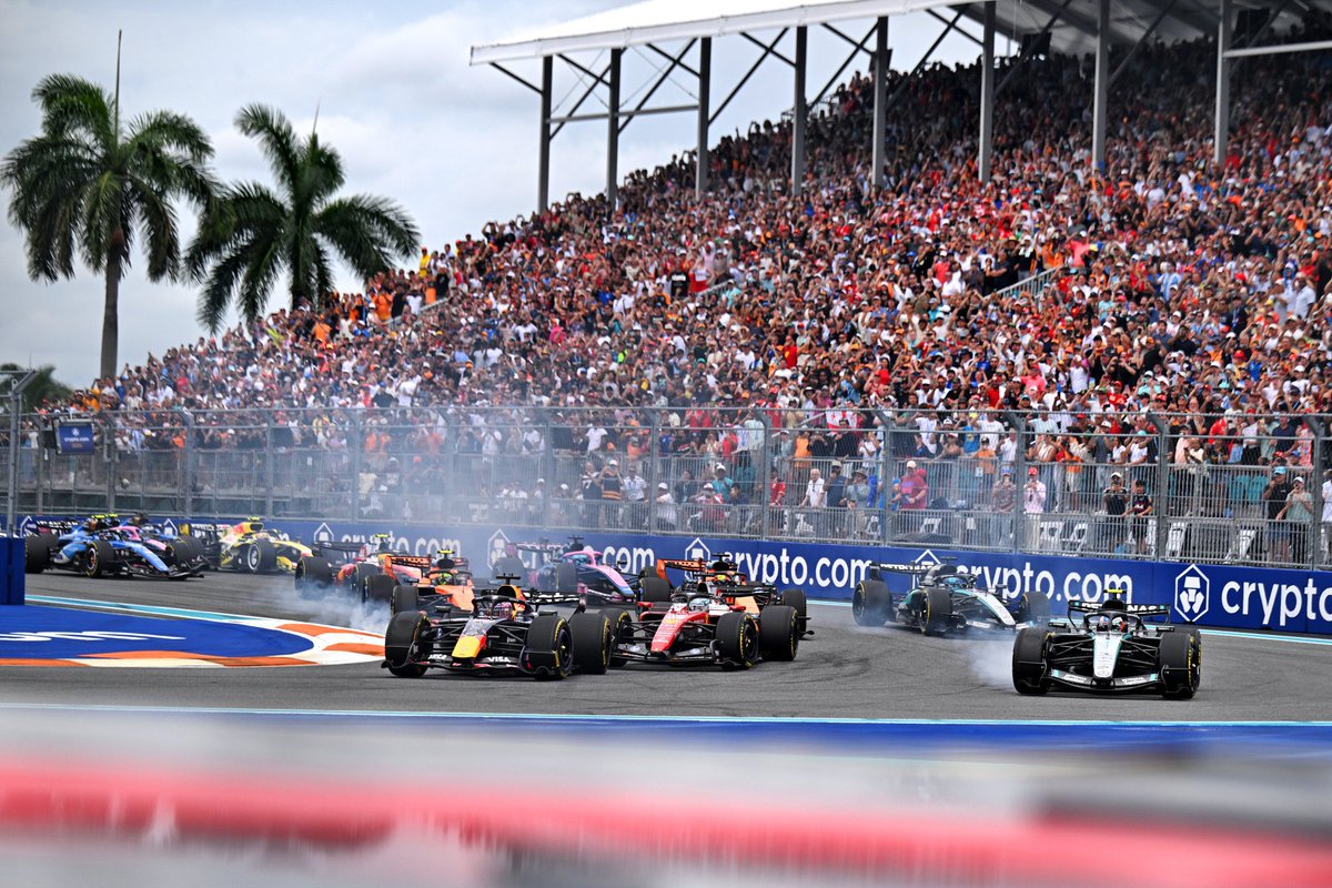 MatchupOff's tweet photo. 🚨Matchup revient en poste pour debriefer le Grand Prix de Miami 🇺🇸 ! 🔥

Au programme 🎙️
Antonnelli, McLaren, Max Verstappen, Ferrari, nos franchies ! 🧐
⏭️ Canada 🇨🇦 

Deezer : https://t.co/OfF3LCY2Sk
Spotify : https://t.co/yKRdXsJzDh

#F1 #MiamiGp #Podcast https://t.co/4ObeLWnleF