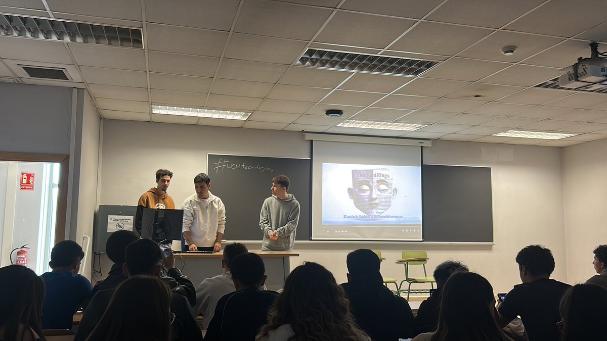 Grupo7_ tweet media