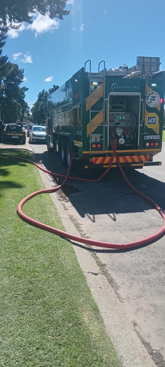 Fidelity_Secure's tweet photo. Fidelity #SecureFire firefighters responded to a residential fire in Alberton, working alongside local municipal fire services and ER24.

Thanks to the team’s swift response and coordinated efforts, the fire was contained, preventing it from spreading to nearby structures. https://t.co/biJlCWf359