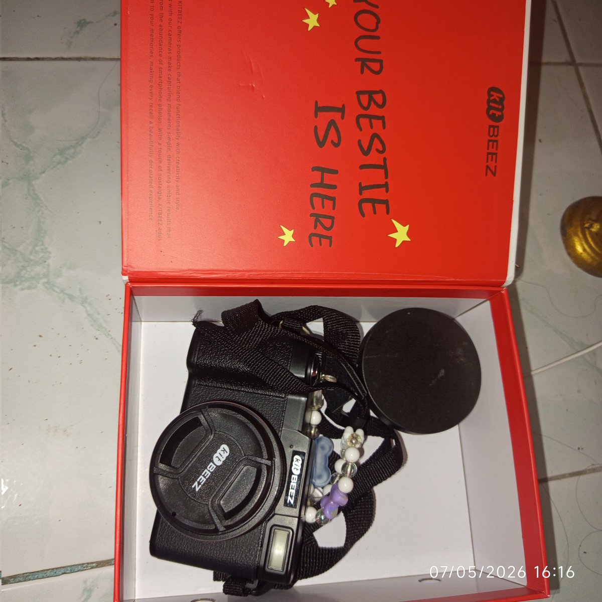 caabun's tweet photo. WTS kamera digital kitbeez KP-4  

- paket lengkap : batre, memory, lensa, charger. 
800k #zonauangㅤ https://t.co/JA1ldi3I2U