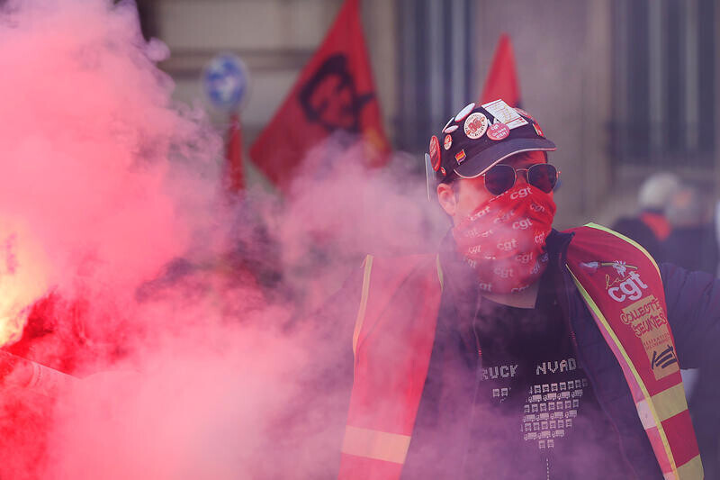 SNCF : l’intersyndicale des cheminots déclare « l’état d’urgence » et appelle à la grève le 10 juin 

➡️ l.humanite.fr/M4I