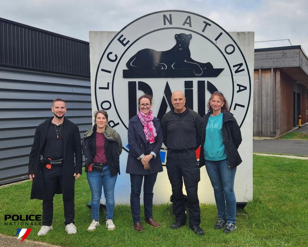 Police Nationale 36 tweet media