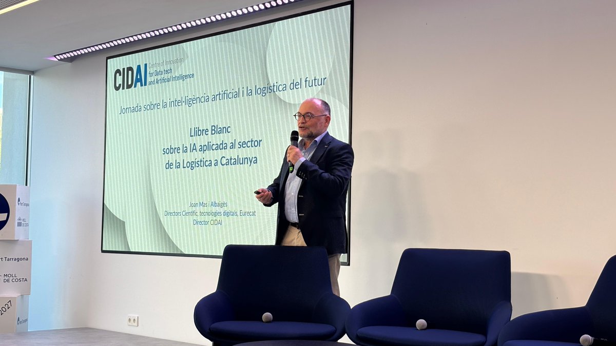 TICSud's tweet photo. 👉Una jornada impulsada pel @PortTarragona i @BCL_Logistic, amb col·laboració del #TICSud, on hem comptat amb les empreses associades @movertis #Up2Smart i @inetum_es; posant en valor el potencial innovador de l’ecosistema TIC de la #CatalunyaSud!
#IA #Innovació https://t.co/t9pv4XlhOg