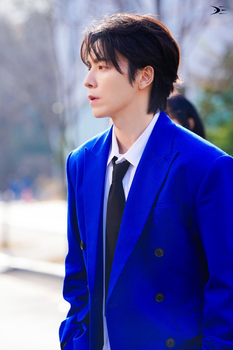 ドンへちゃんの憂いを帯びた美貌

ノスタルジックな映画のワンシーンみたい

#DONGHAE