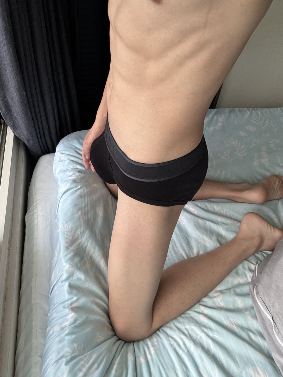 Pomelo_215's tweet photo. 突然發現 一週沒💦 https://t.co/y4Fb1bWfxX