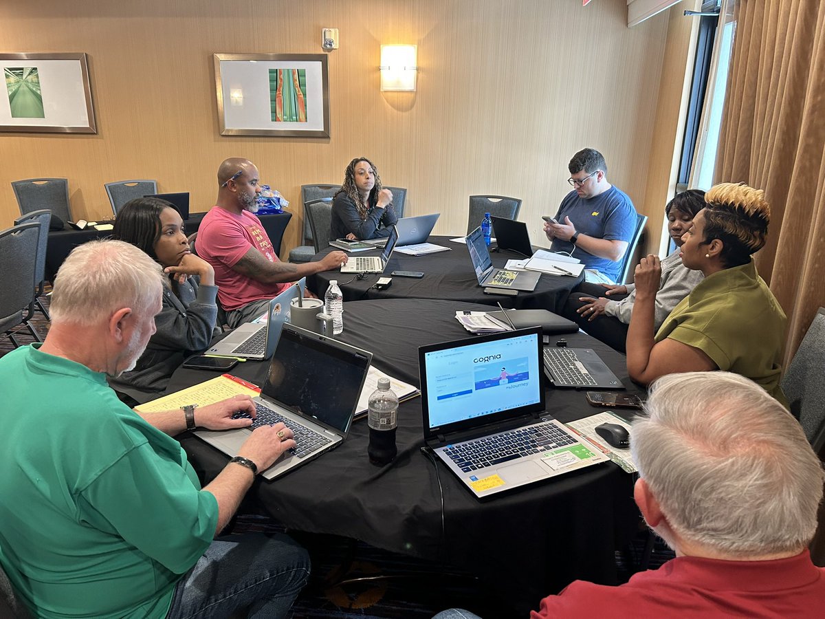 MariaDSells's tweet photo. We wish to thank the teams of educational leaders from AL, GA, IN, KY, NC, &amp; SC that came together to dedicate their time this week to support school improvement through the Diagnostic Review process in Alabama. @ALSDEOSI @CogniaOrg https://t.co/PUB35Fb2xb