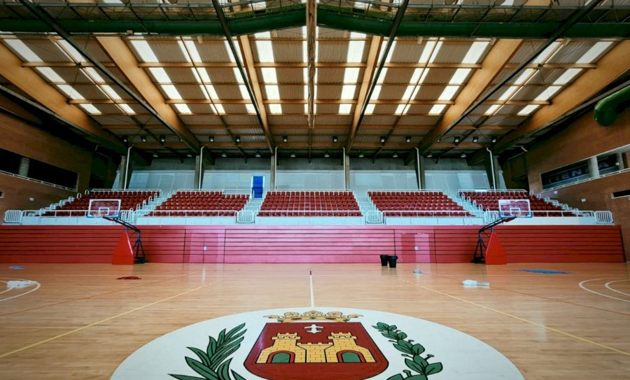CatHandbol's tweet photo. El @BMGranollers B i el @bmlaroca des del divendres i fins al diumenge, disputen les fases d'ascens a #DHPlata a Elda i Gran Canària.
➡️ https://t.co/tdVOCpA2kW https://t.co/Bz9wiEcCQd