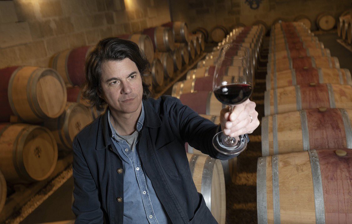 annereaux's tweet photo. Merci à Échos de Bordeaux pour ce « portrait d’acteur » 🍷

https://t.co/d2ah4xgH5U https://t.co/4YGHHYiH1X