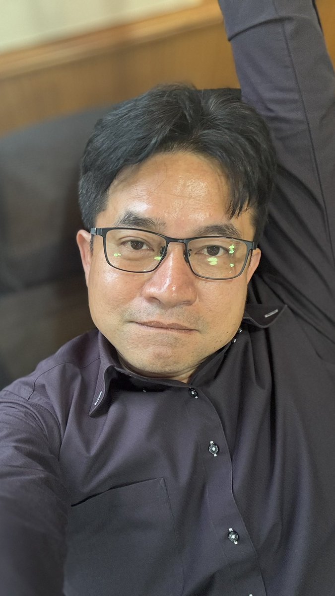 theerawit_ngoenpia_james tweet media
