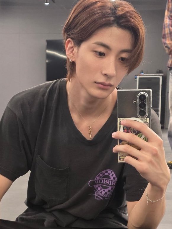 shoreundesuka's tweet photo. ตุ๋นมุกสร้อยคู่ขนาดนี้ละ ถึงไม่คัมเอาท์พี่ก็เข้าใจหมดทุกอย่าง https://t.co/E0a6yZqInb