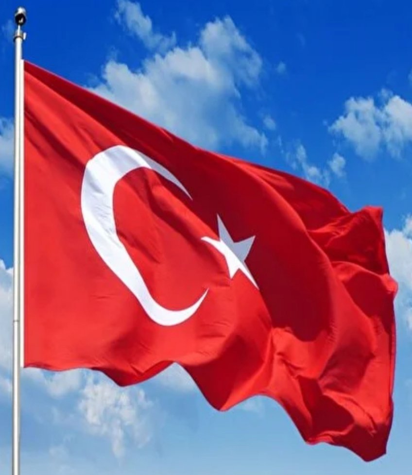 ksettaroglu01's tweet photo. 🇹🇷 Bayrağımıza düşmanlık eden üniversite öğrencisi istemiyoruz.

🇹🇷 Ey mavi göklerin beyaz ve kızıl süsü,
Kız kardeşimin gelinliği, şehidimin son örtüsü,
Işık ışık, dalga dalga bayrağım!
Senin destanını okudum, senin destanını yazacağım.

#UzmanÇavuş
@alitilkici38
@TEMUD_2024
#ODTÜ 
#TürkBayrağı🇹🇷