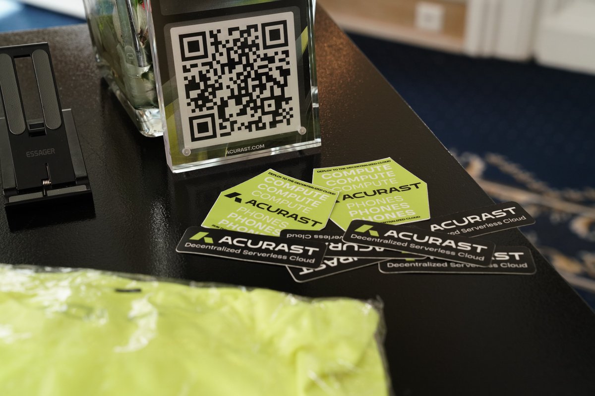 Decentralized Lugano tweet media