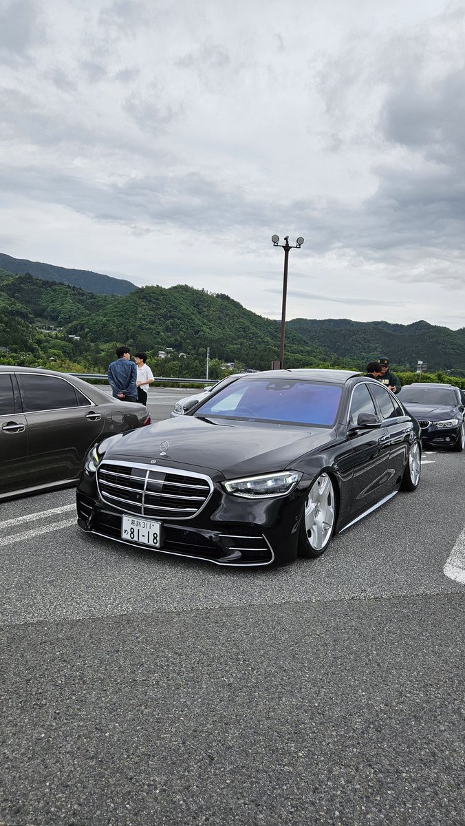 yupon_cel1's tweet photo. ディアーティスト2026
元愛車のSと並べられた🤩

余談ですが、ゆきまろさんの現行Sのフルマンソリーのエアロを破格でお売りするそうなので、富豪の方連絡下さい🤤 https://t.co/xm07UccmMK