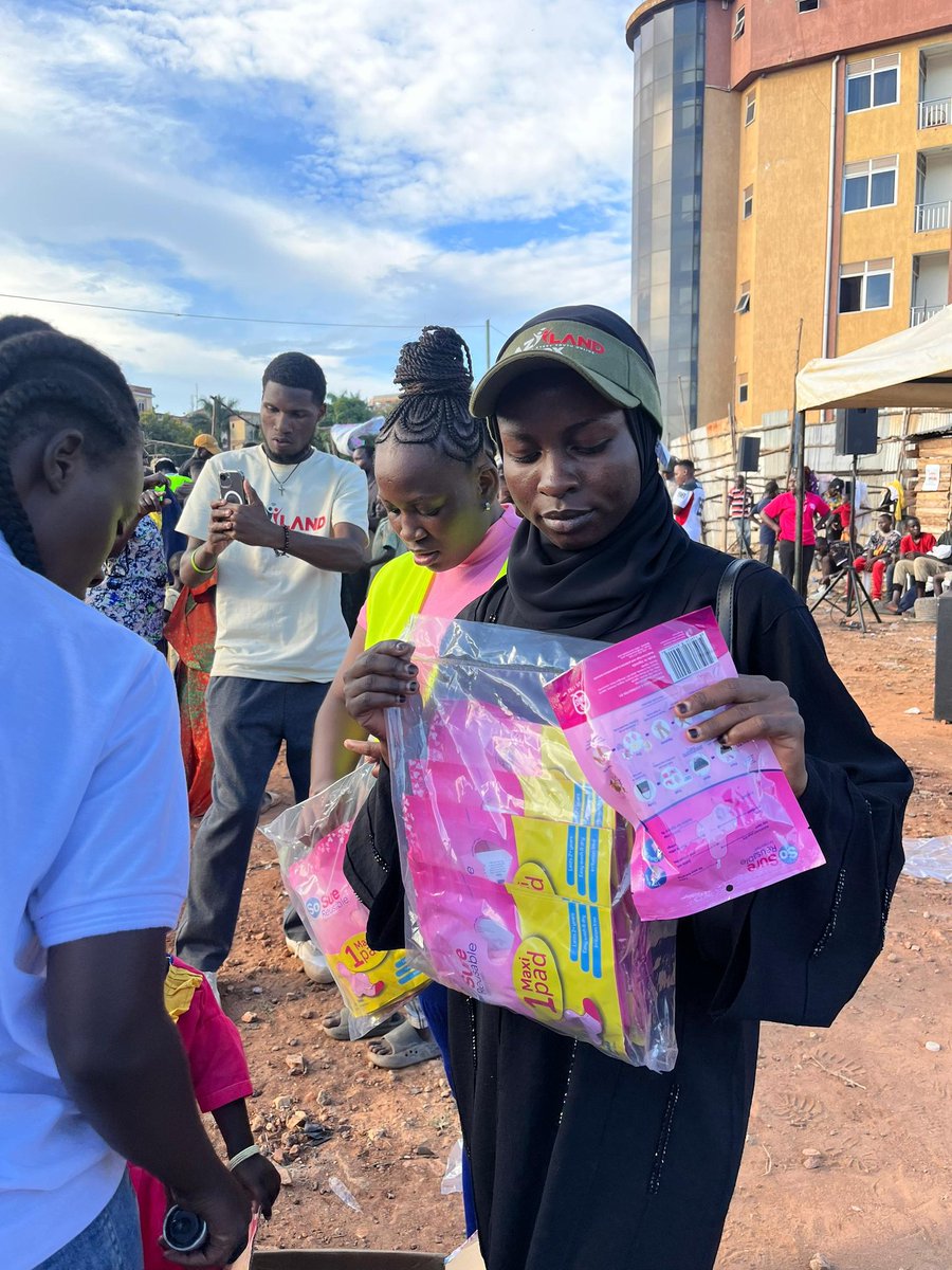 GenZVoicesUG's tweet photo. We donated clothes, food, and reusable sanitary towels in Nakulabye
The towels matter more than people realise.
Period poverty stops girls from going to school. From feeling safe. From showing up.
A reusable pad is small. The impact is not.
#PeriodPoverty #SRHR #MenstrualHealth https://t.co/RMrI12RkhL