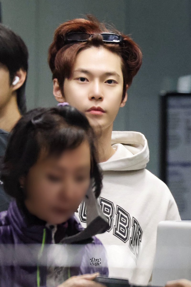 파이 tweet media