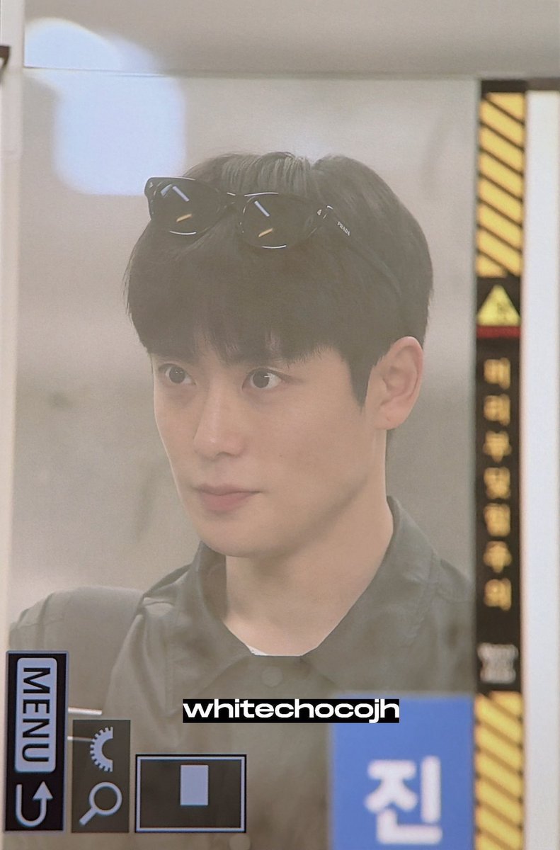 파이 tweet media
