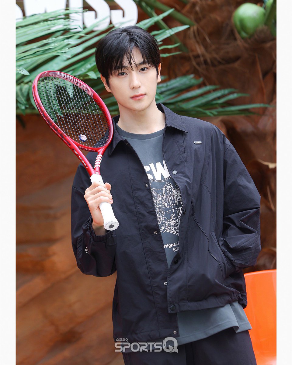 2/2) #HYUNJAE #현재 #THEBOYZ #더보이즈