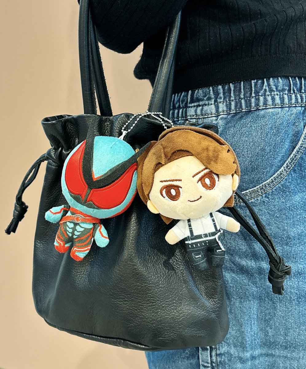 仮面ライダーゼッツ 💤のぬいぐるみマスコットが 東映オンラインストア