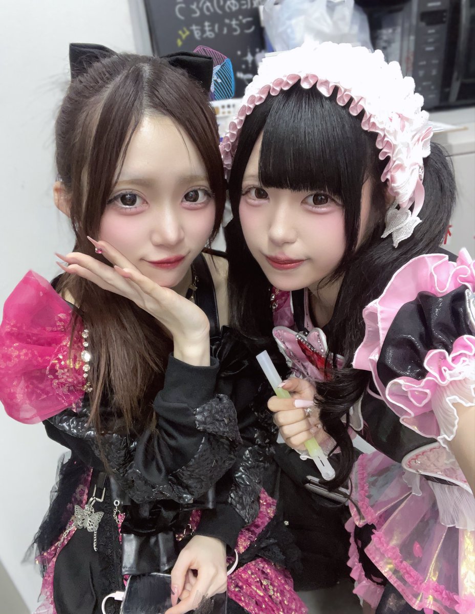 きのうの( ᴖ ̫ᴖ )
うさぎさんちーむ🐰のありすさん🩵と
ぴんくさんちーむ🎀のみゃんちゃん🩷

<a href="/alice_mito/">美兎ありす🐇🩵【♮リアスクライブ】</a> 🩵
<a href="/nyan_kotomi/">猫葉ことみ【♮リアスクライブ】5/9【4周年単独ライブ💓】</a> 🩷
ALTに❣️