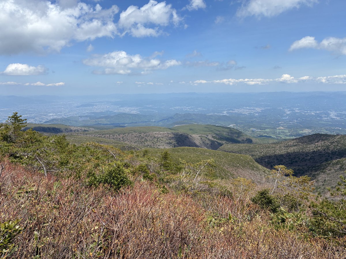 マチアプやっても全然嫁見つからんから山に探しに行ってた
絶景だった
嫁は見つからなかった
