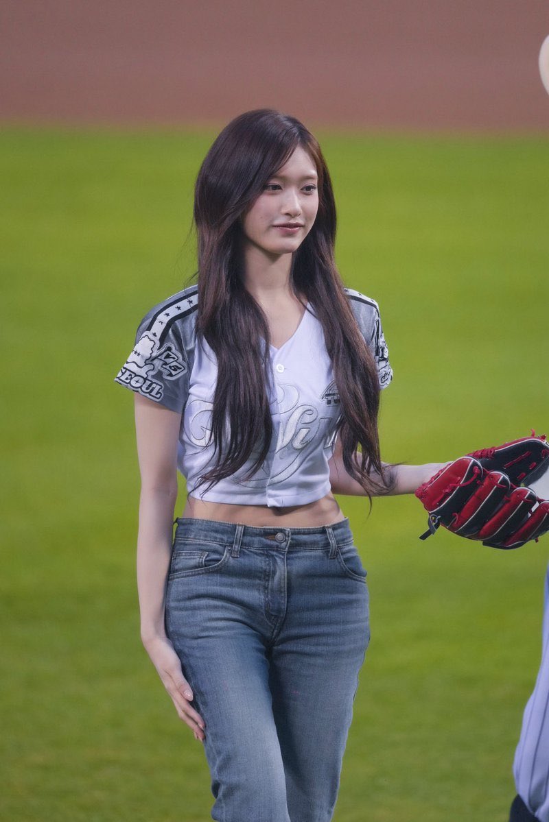 안 tweet media