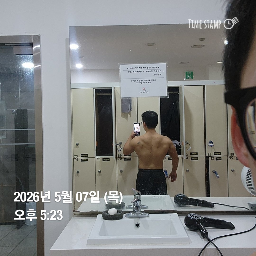 톤 tweet media