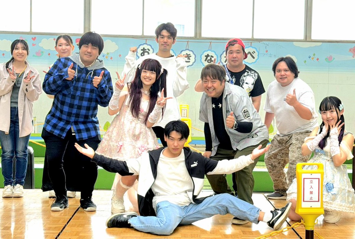 たけるん tweet media