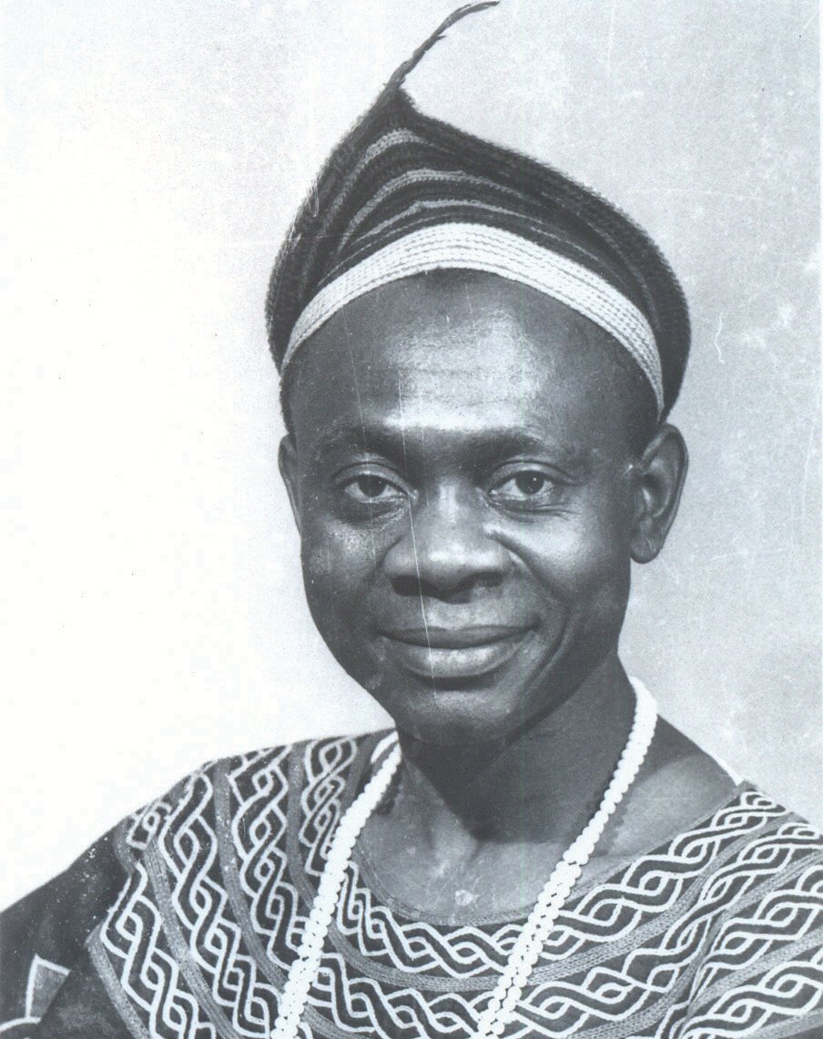 GraffiPikin's tweet photo. 𝐕𝐈𝐍𝐓𝐀𝐆𝐄 𝐆𝐑𝐀𝐅𝐅𝐈 ⏳
NI JOHN NGU FONCHA (1916-1999)
From the Grassfields of Cameroon 🇨🇲
What are your thoughts on him?💭
#Grassfields #Cameroon https://t.co/HJahyLiiXc