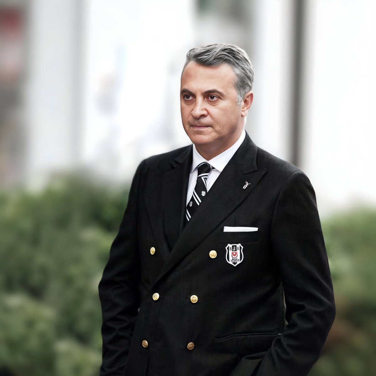 gregoryfact's tweet photo. Fikret Orman'ın kıymetini hiç bilmedik.. Bu adam öyle bir cengaver başkanlık yaptı ki.. Fenerbahçe Aziz Yıldırım'a, Galatasaray Dursun Özbek'e teneke bağlayıp göndermek zorunda kaldı. Beşiktaş'ın yüzyılına ambargo koyup gidecektik ama içeride ihanet edenleri hesaba katamadık. https://t.co/JodoZqr737