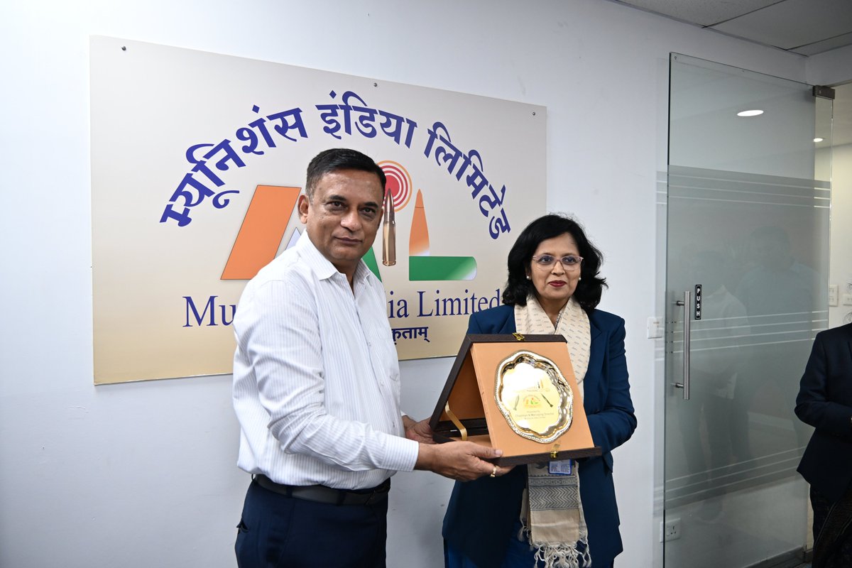 IndiaMunitions's tweet photo. Employees First, Future Strong.
Munitions India Limited (MIL) and State Bank of India (SBI) have signed an MOU for an exclusive salary package in the presence of CMD MIL Shri Sanjay Hazari and CGM SBI Smt. Ranjana Sinha.
The MOU was formally signed by Md. Shahir Farooqui, Jt. Director (HR), MIL and Shri Pravin Mansinghka, DGM, SBI.
The salary package brings a wide range of benefits for MIL employees, including accidental and air accident insurance,disability cover, term life insurance,top-up health insurance,concession in locker charges,purchase protection, OTT and food aggregator benefits,domestic & international lounge access,health check-ups and many more.
A major step towards strengthening employee welfare,social security, and financial well-being.
#Munitionsindia #SBI #EmployeeWelfare
