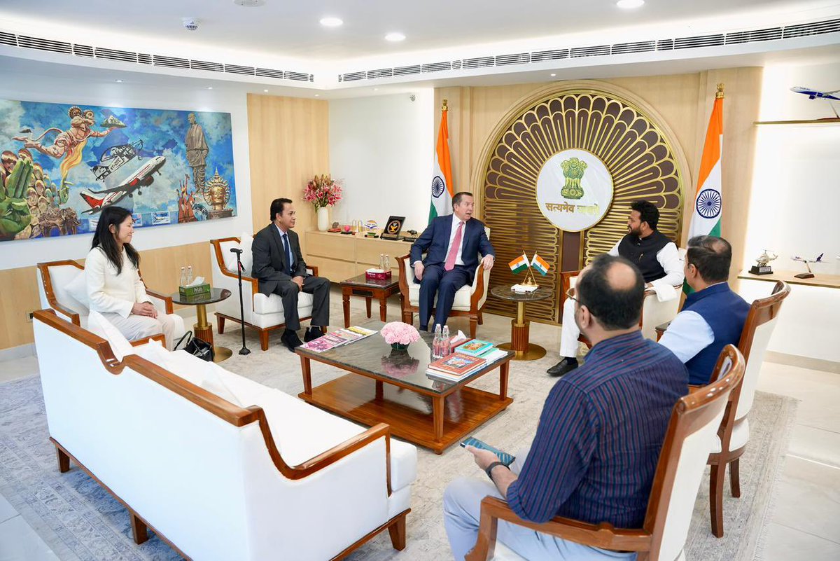 RamMNK's tweet image. Had a productive meeting with the senior delegation of Pratt &amp;amp; Whitney led by its Global President, Mr. Shane Eddy.

Company’s growing investment footprint in India, reflects how ease of doing business reforms are encouraging global OEMs to strengthen their presence in the