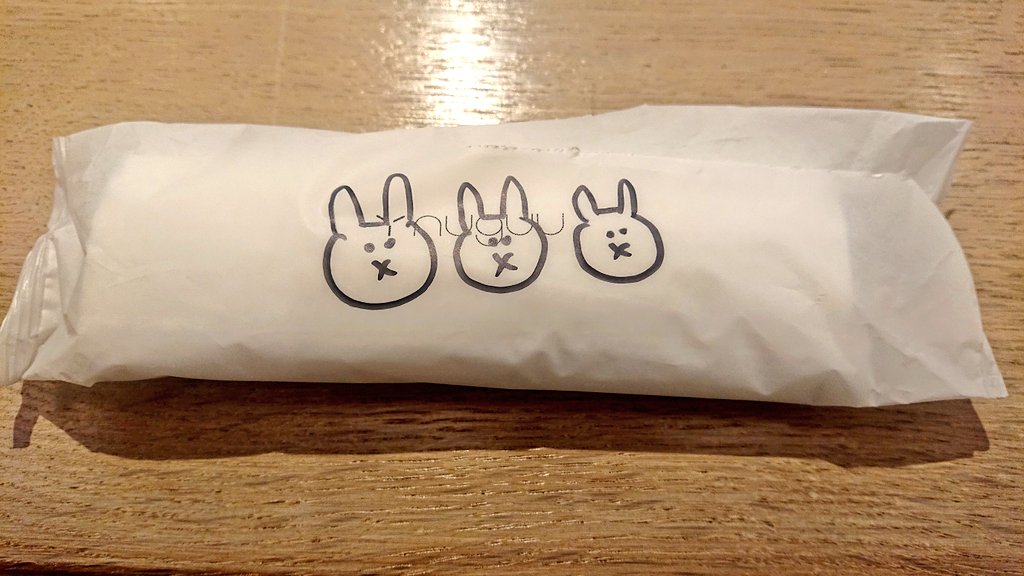 きりぅさんと一緒に入ったカフェに、きりぅさん卓おなじみのウサチャンたちがいた