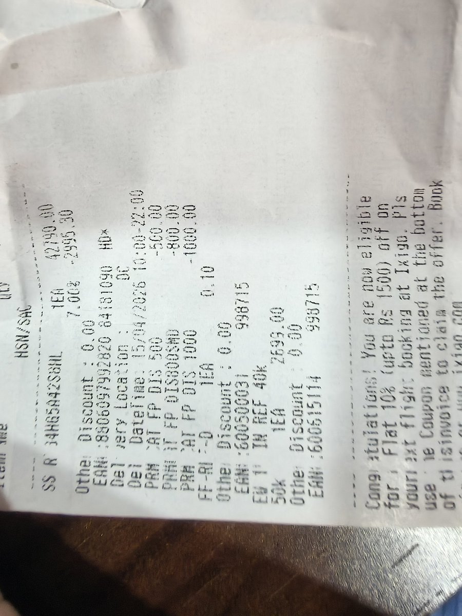 Ritushmin's tweet photo. Bought a fridge from @RelianceDigital,Guwahati.Bill clearly promised a FREE dinner set with home delivery. Weeks later,nothing.On calling, store staff admitted the offer was 'wrongly reflected.'Putting it on bill and denying it later is textbook consumer fraud. #RelianceFraud https://t.co/HdyYAfnPrf
