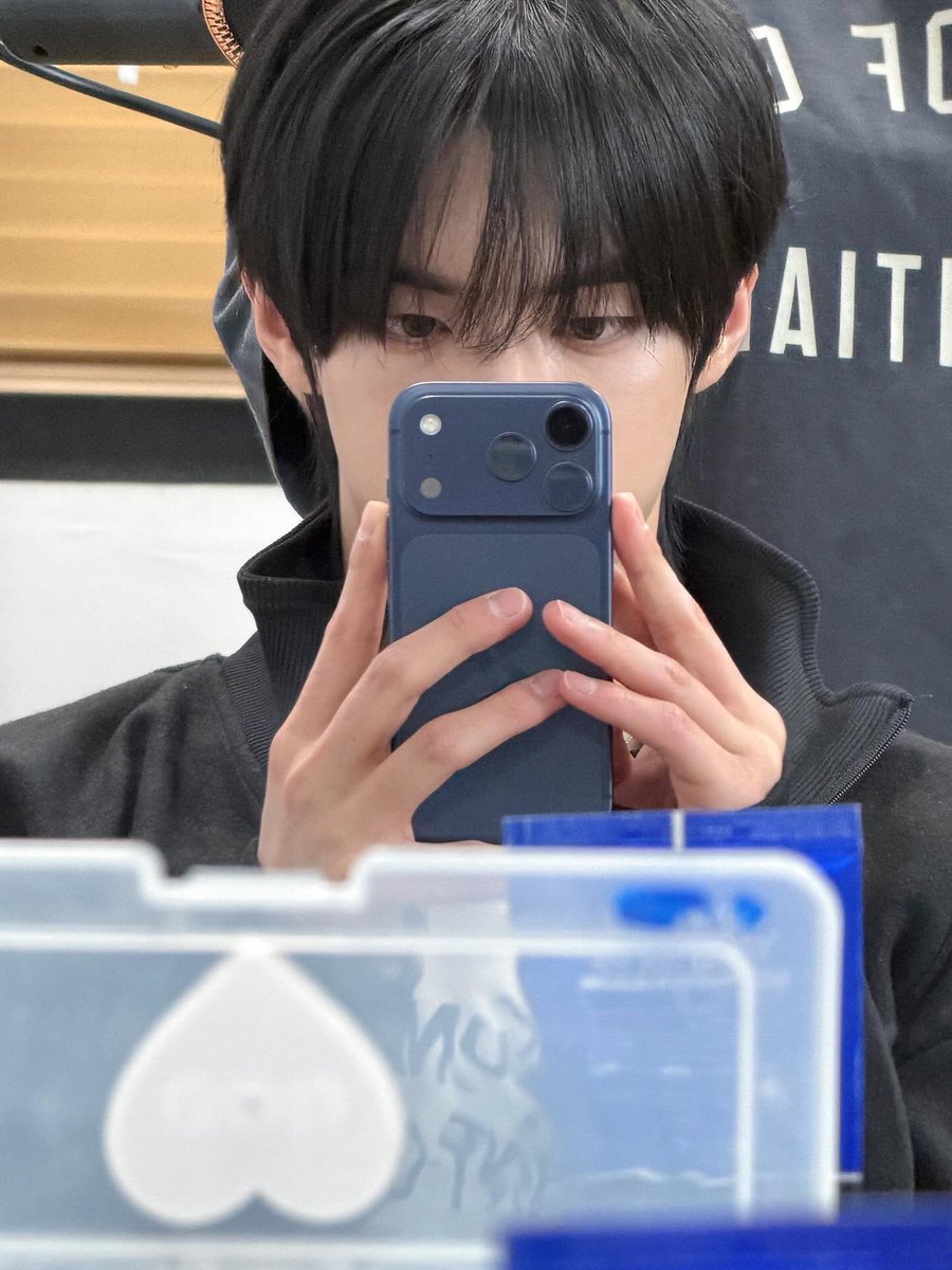 DH. tweet media