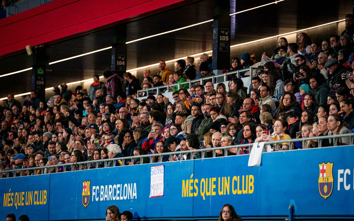 👀Respecto a la polémica de ASISTENCIA
🧵 ¿Cuánta gente va al Johan Cruyff a ver al Barça Femení? 
¿Afecta el rival? ¿Y el metro?

Hemos analizado los 17 partidos de esta temporada en casa y los datos cuentan cosas muy interesantes 👇  (datos hasta J27, falta 1 partido por jugar)