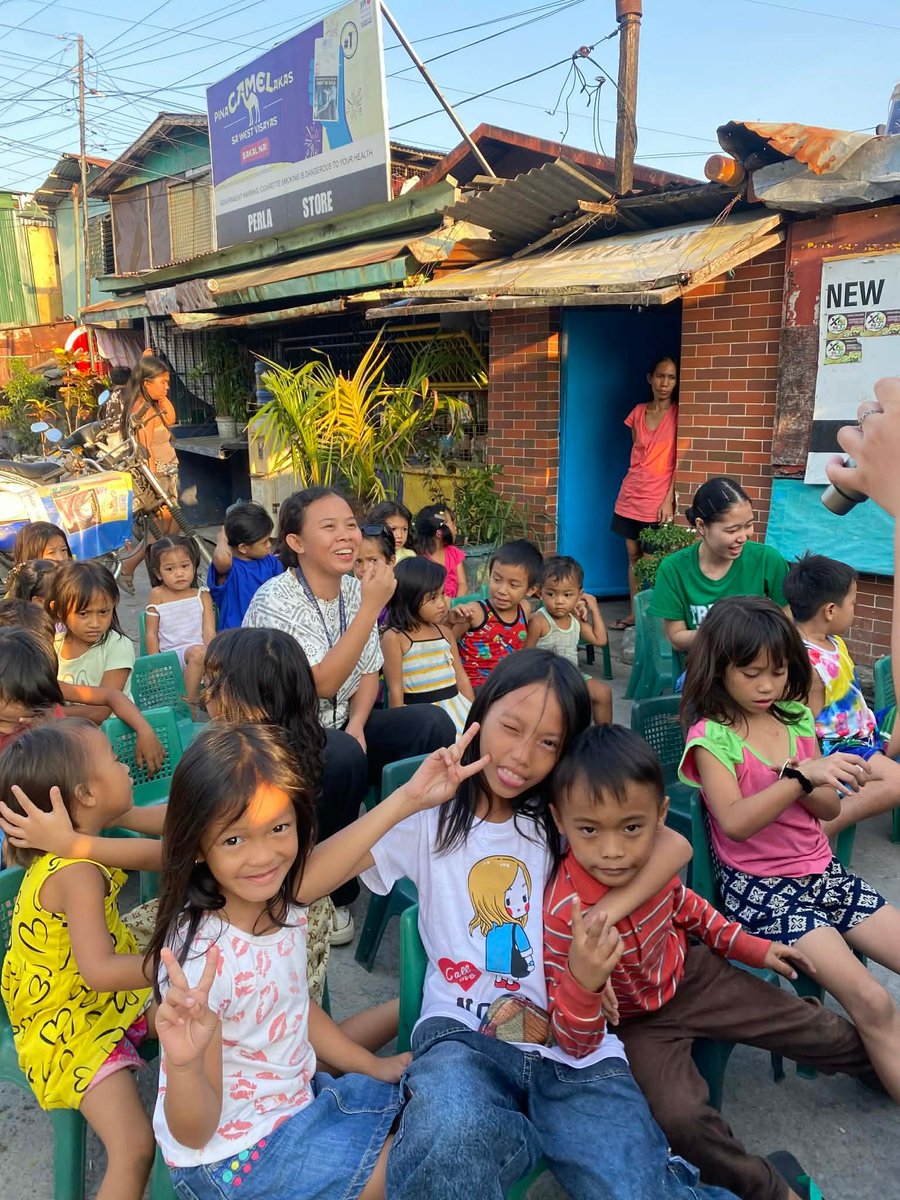 Dianah143's tweet photo. We make a feeding by what we get ,but we we make a life by what we give , 

Feeding program 📌
@Cisckid @Crazy4crypto1
#ThankfulandBless
#FlareNetwork #Flare #SongbirdNetwork #cryptocurrency #DeFi #NFTs #SGB #nftcommunity #Xrpcommunity #Nfts https://t.co/HSqnoTR2Vw