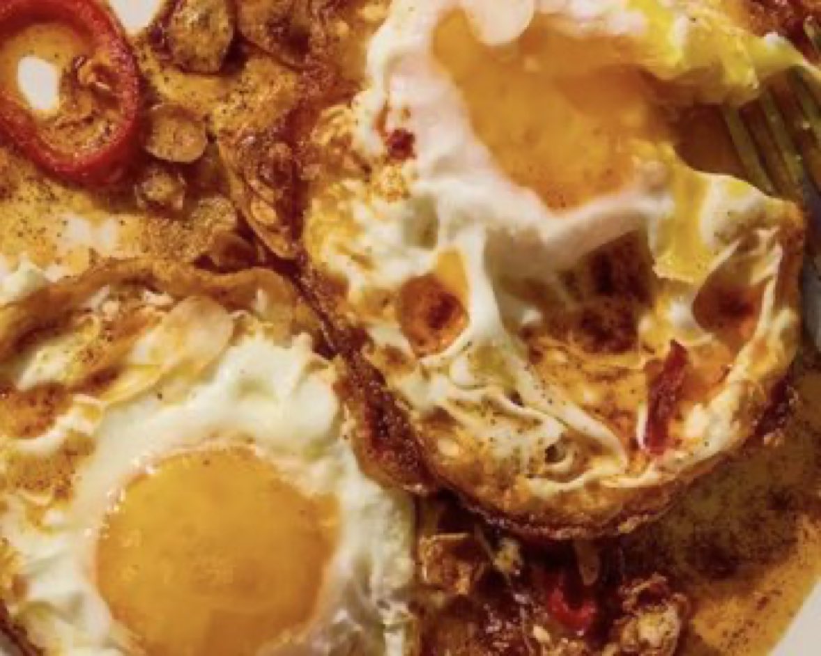 richardursomd's tweet photo. Eggs Protect Your Brain 
New Study Finds Eating More Than One Whole Egg Per Week Reduces Risk of Alzheimer’s Dimension by 47% https://t.co/ofqq8zfOD2