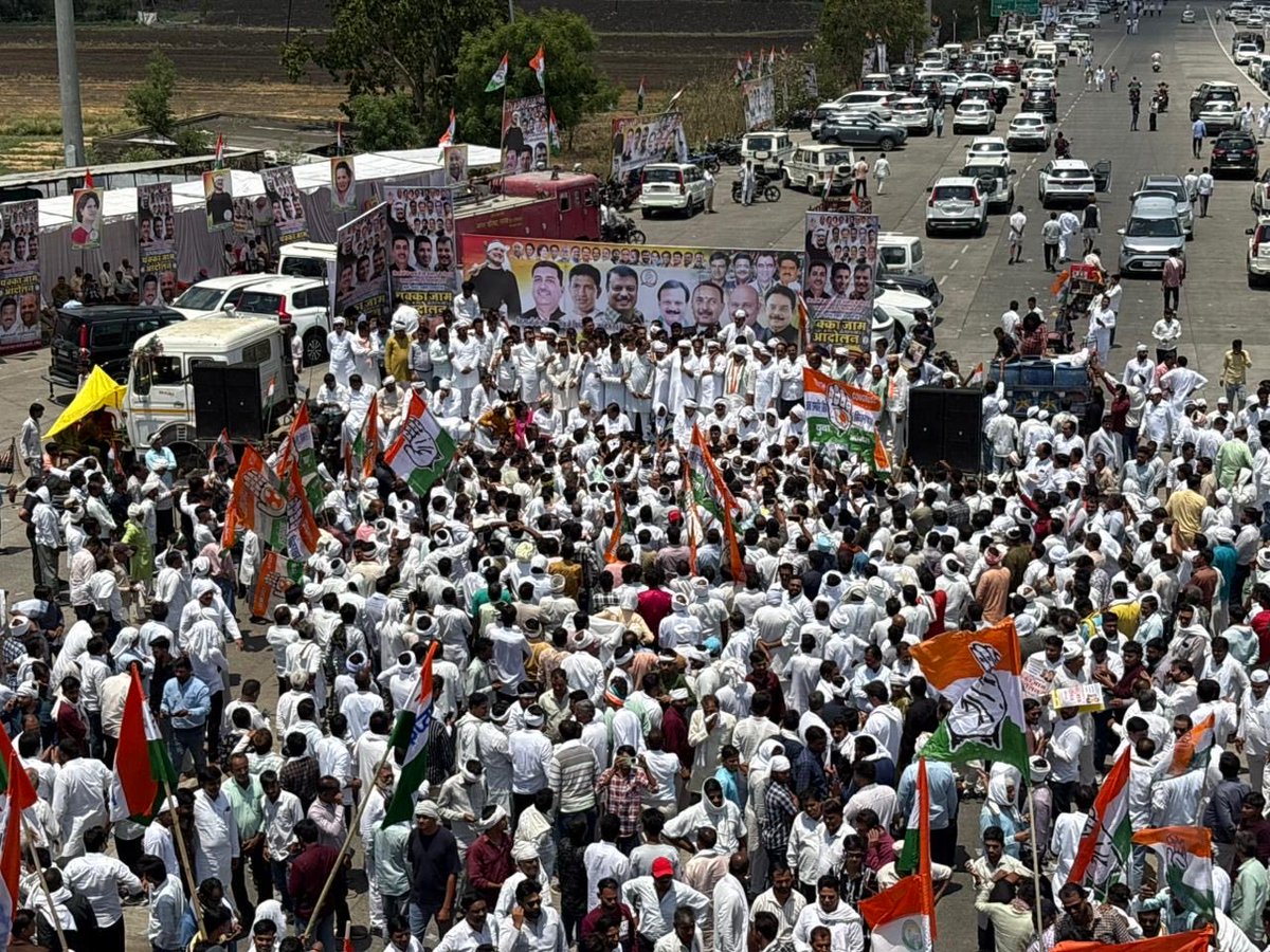 jitupatwari's tweet photo. Reel वाले किसान पुत्र से अन्याय का हिसाब लेने Real किसान पुत्र आ गए हैं!

📍 NH 3 चक्का जाम, शाजापुर। https://t.co/3HZ0hMxS3w