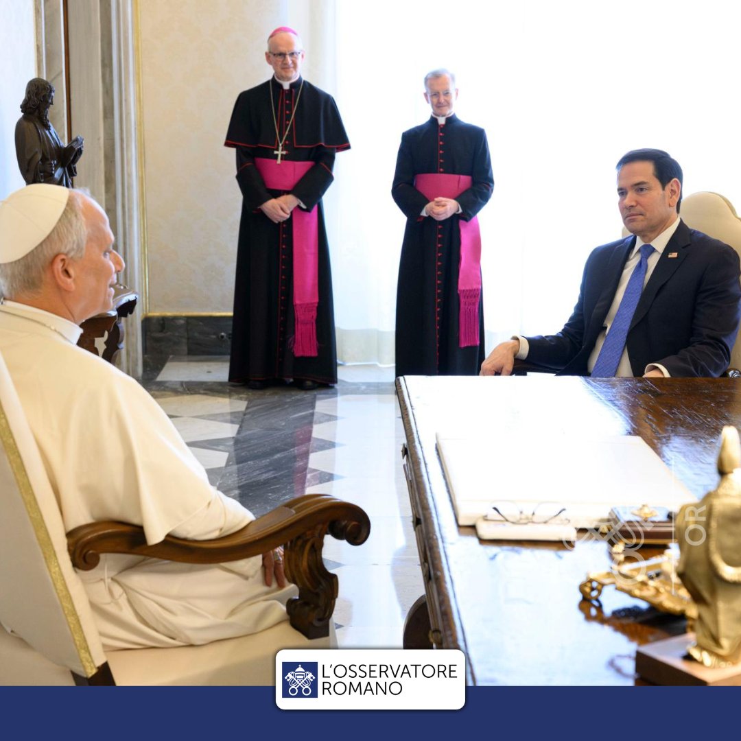 #PapaLeoneXIV #LeoneXIV 
Il Santo Padre ha ricevuto questa mattina in Udienza l’Onorevole Marco Rubio, Segretario di Stato degli Stati Uniti d’America, e Seguito