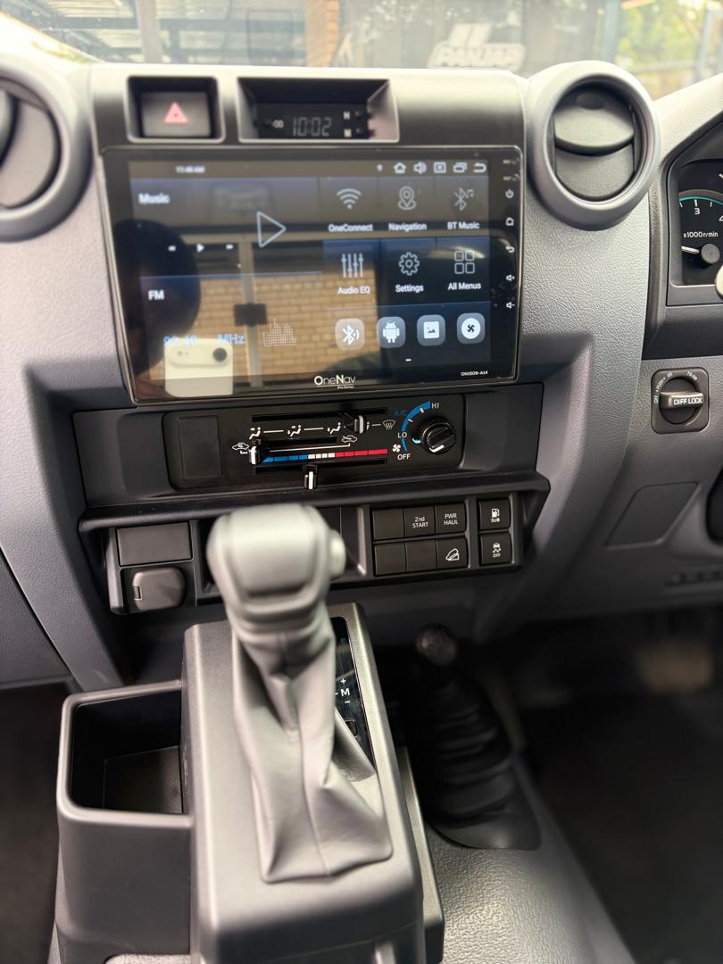Panjapmotorszim's tweet photo. 2025 Toyota Land Cruiser 79 Series 

Specs:
• Engine: 2.8 GD-6
• Transmission: Automatic 6-Speed
• Mileage: 96 km

Price: $98,000 USD

📍Available at Panjap Motors
📞 +263 78 978 8615

#ToyotaLandCruiser79 #GD6 #4x4Life #ToyotaZimbabwe #PanjapMotors #cruisermhani https://t.co/v1VCIG5RoW