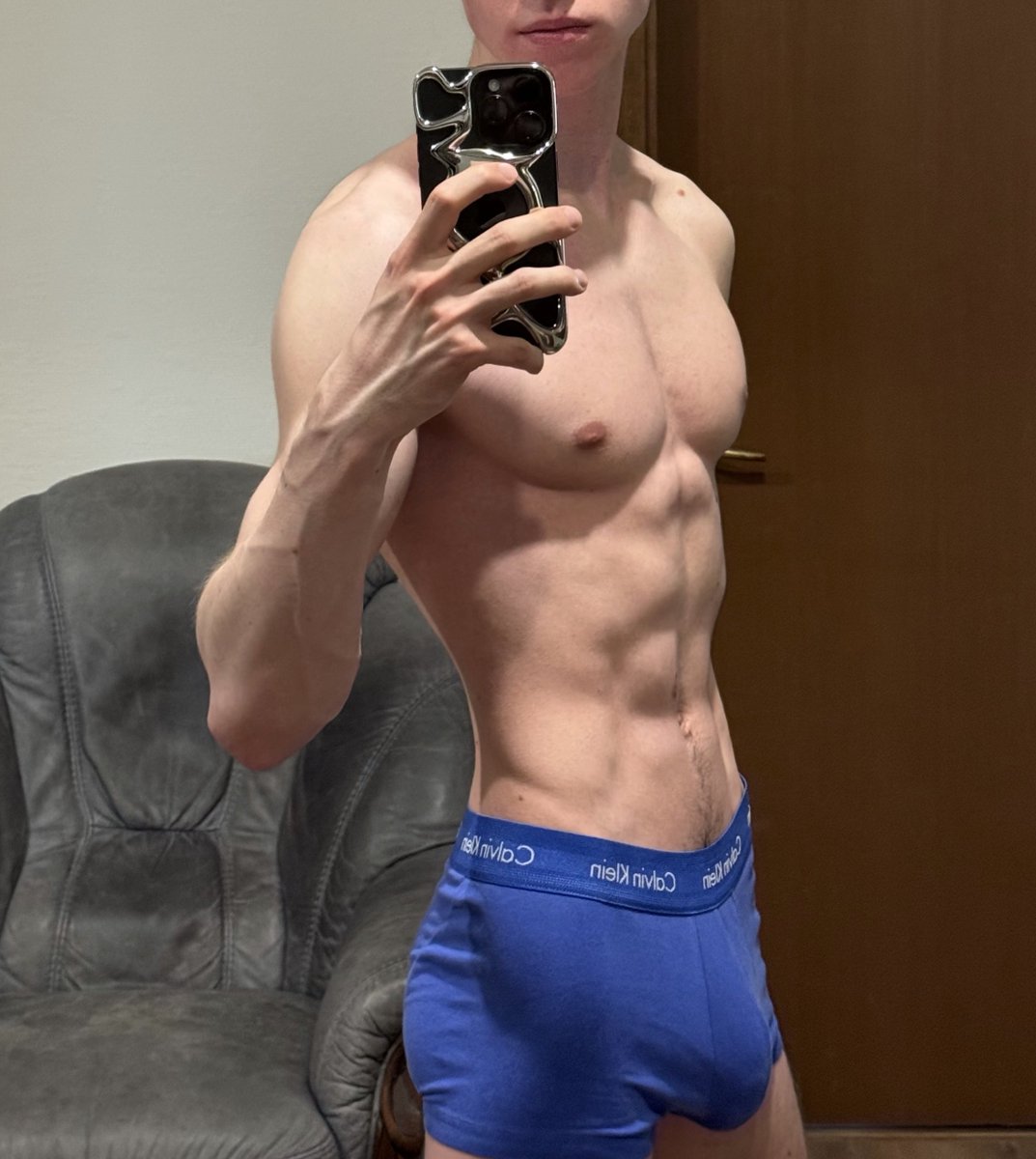 Danya 18 yo twink OnlyFans😈 tweet media